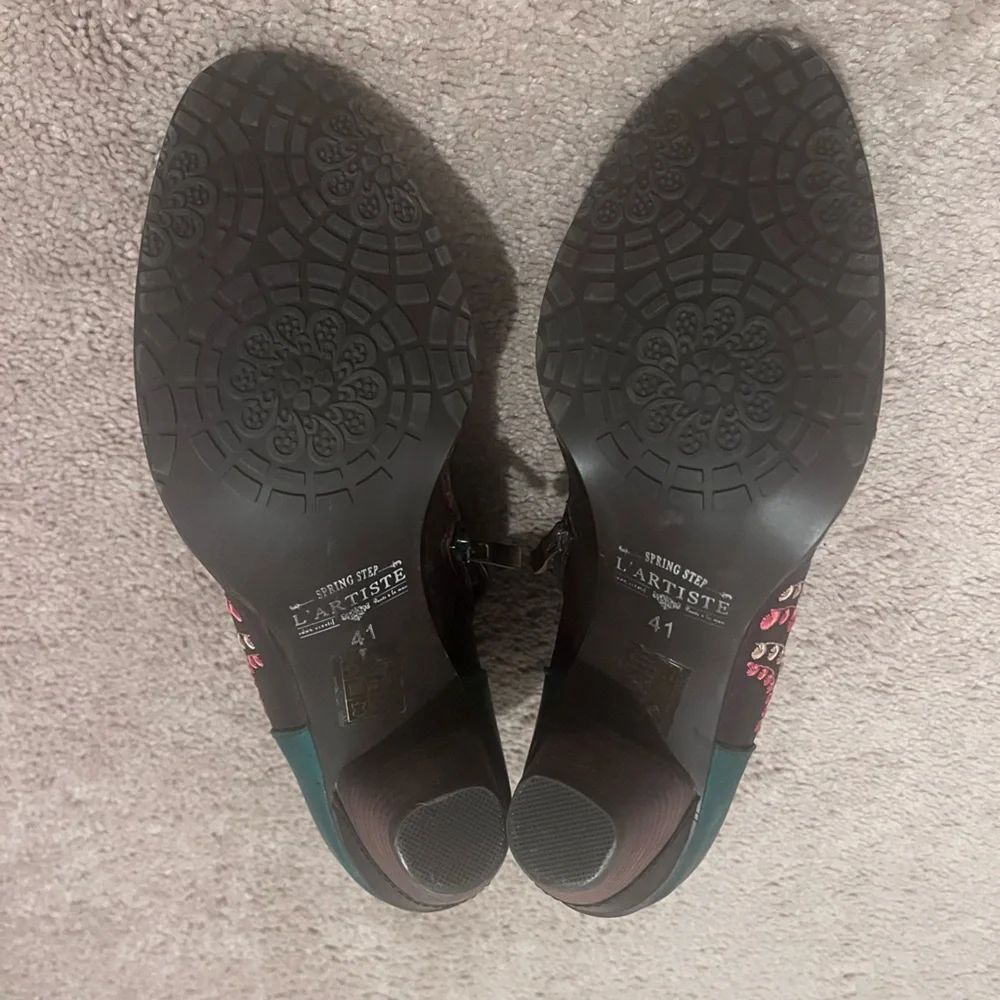 Colorful Embroidered Ankle Booties - Picture 6 of 8